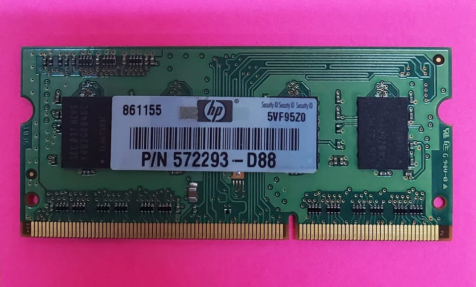 Samsung 2GB PC3-10600S DDR3 1333MHz 204pin SoDimm Memory M471B5773CHS-CH9 - Image 2 of 2