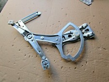 Mercedes W202 Fensterheber Mechanik für elektr. Antrieb vorne rechts NEU Mercedes W202 Fensterheber Mechanik für elektr. Antrieb vorne rechts NEU