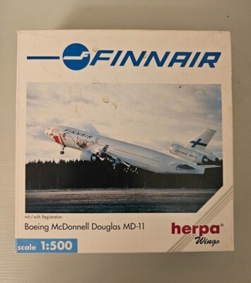 Herpa Wings Finnair Boeing MD-11 ''Santa'' Diecast Model #503471 1:500 