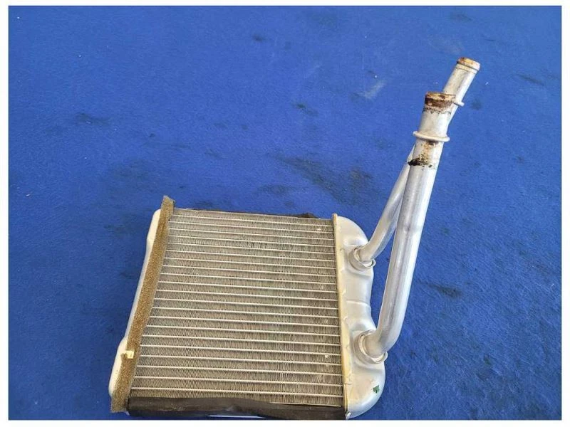 1993 Chevrolet Camaro Z28 Coupe Heater Core Element Box 2546 - Image 2 of 4