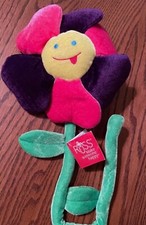 NEW WITH TAG RUSS BERRIE PLUSH SMILING DAISY FLOWER W/ BENDABLE LONG STEM