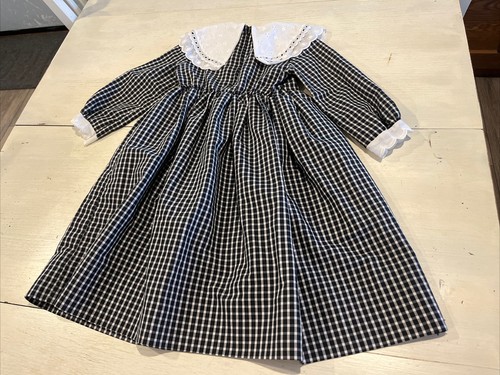 Girls Black & White Checked Long Sleeve dress W/ Eyelet Collar Size 4 - Picture 10 of 13