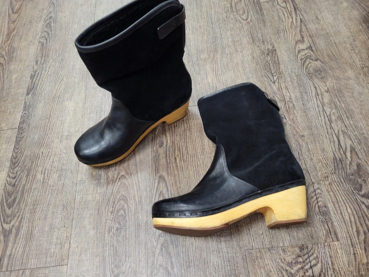 Frye Odessa Cuff Boots Size 8.5 Black Suede Leather Wooden Soles
