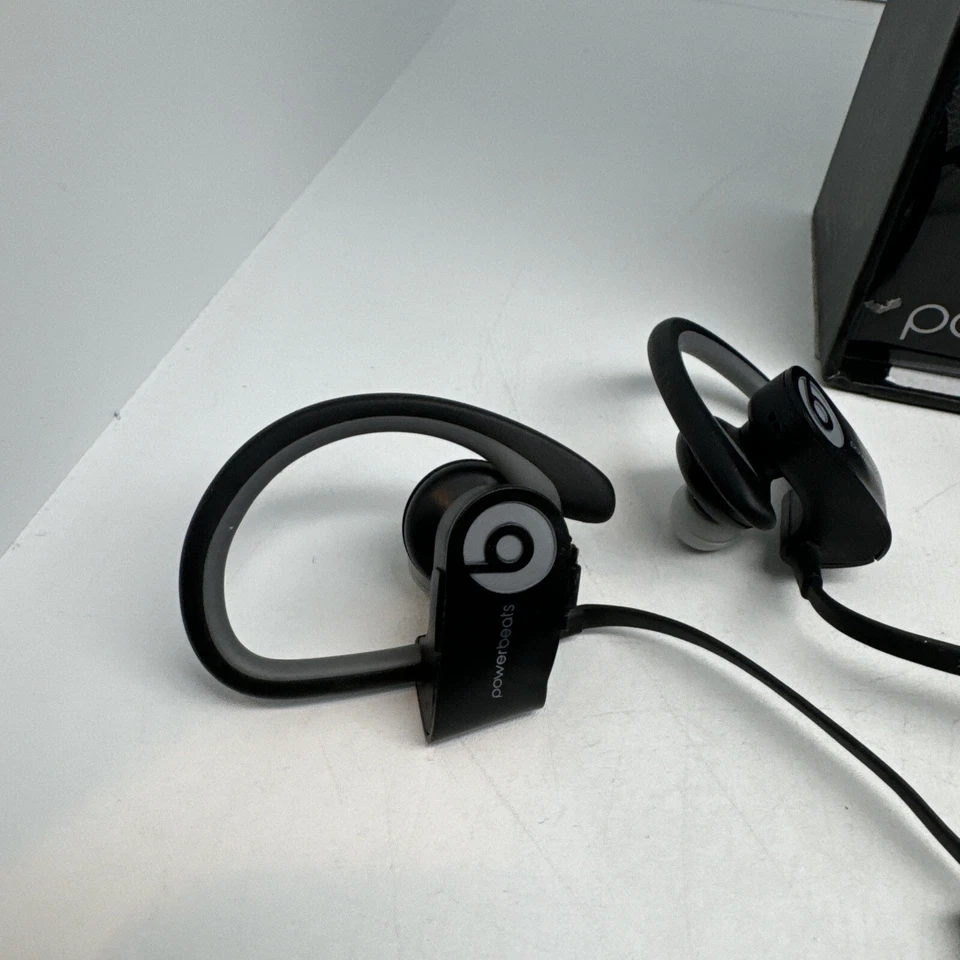 Beats By Dr. Dre Powerbeats2 Auriculares Inalámbricos Bluetooth Negros/Grises Foto 3 de 4
