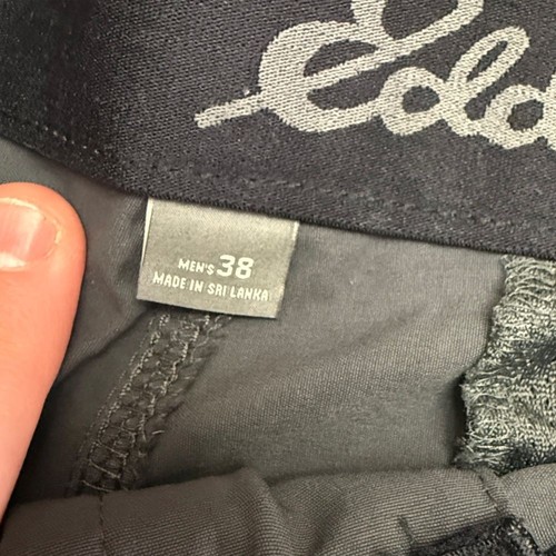 Men’s Eddie Bauer Chino shorts Gray 38 camping golfing trails Quality Camping - Picture 3 of 3