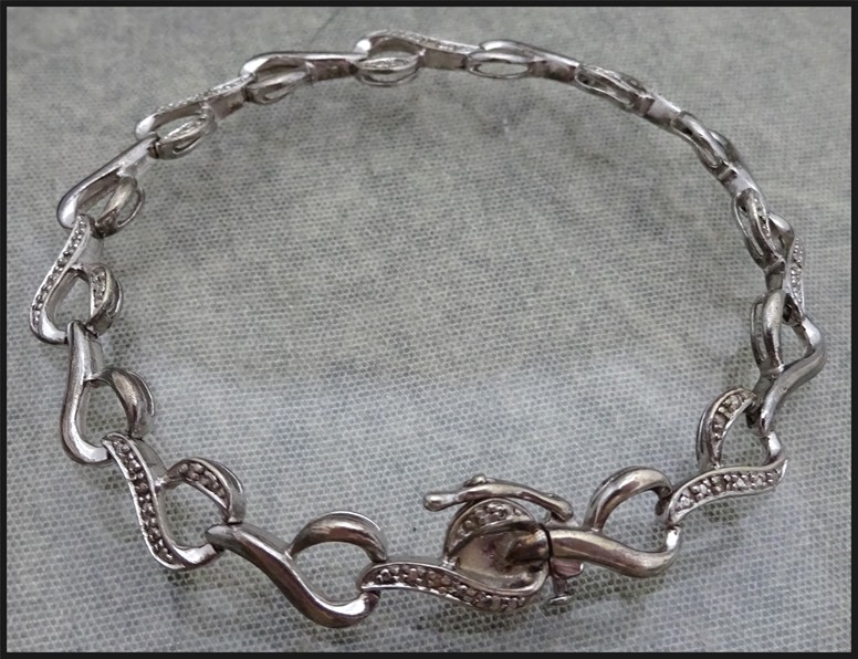 Dainty Vintage 925 Sterling Silver Linked Bracelet Signed