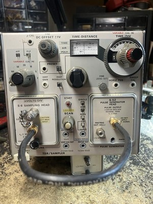 TEKTRONIX 7S12 TDR SAMPLER. Parts Only ! Not Tested!