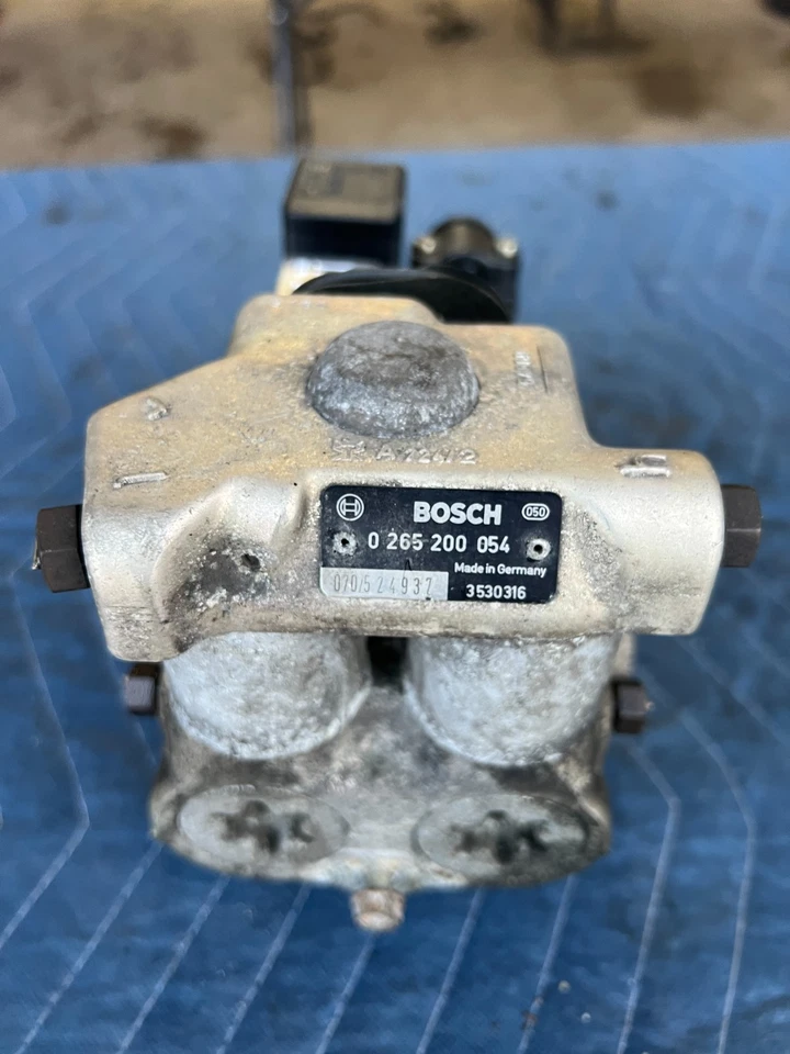 Volvo 740 940 1989-1995 sedán ABS bomba de freno antibloqueo y módulo OEM #3741EM Foto 4 de 4