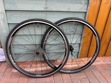 SHIMANO WH-RS010 700C ROAD BIKE RIM BRAKE WHEELSET IN GREAT CONDITION