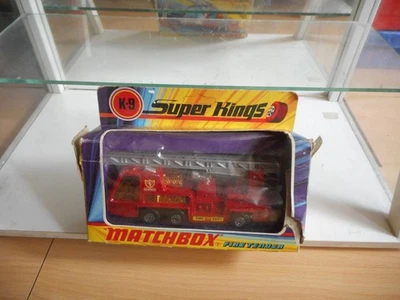 Voiture de pompiers Matchbox K-9 Super Kings rouge en boîte - Photo 1/2