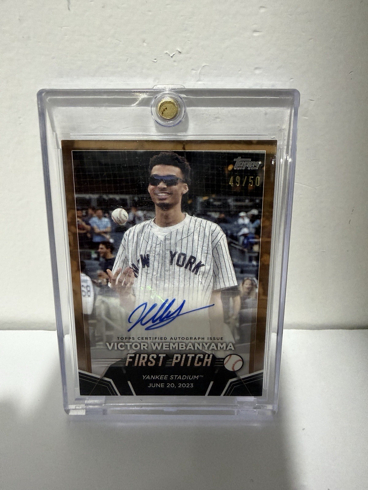 VICTOR WEMBANYAMA 2024 Topps Series 2 First Pitch Gold RC Auto #/50 YANKEES