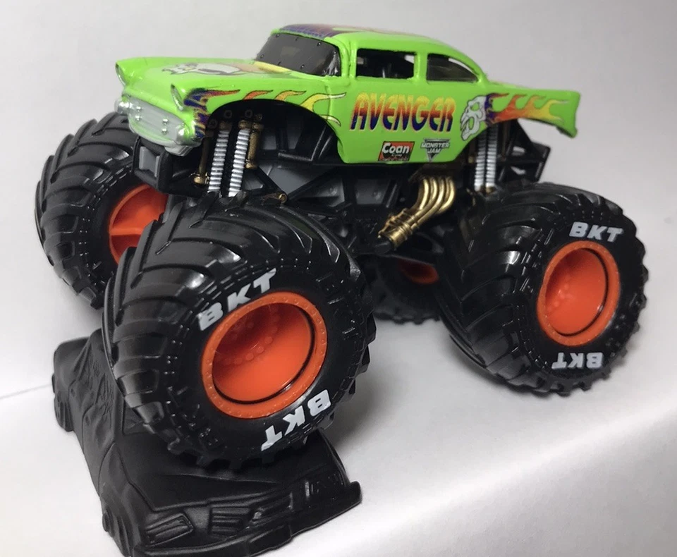 Camión Hot Wheels Monster Jam Spinmaster Green Avenger 1:64 personalizado raro *LEER Foto 2 de 4