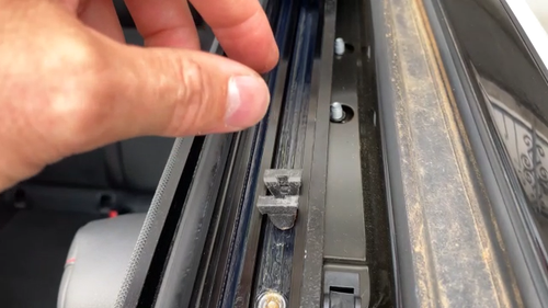Mercedes Panoramadach reparieren/ALLE KLASSEN SEIT 2012 AUSSER KLASSE B - Video 1 of 1