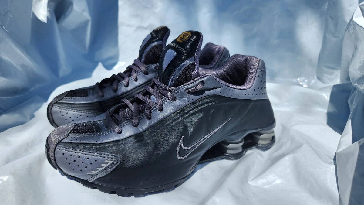 2002 nike sales shox