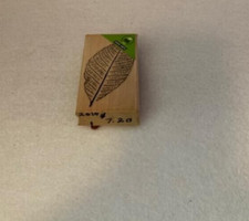 Hero Arts - Rubber Stamp - Hand Pressed Leaf - G5417 - Large Size - Dated 2010