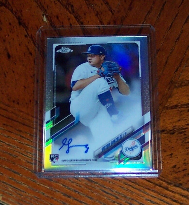 2021 Topps Chrome Refractor 234/499 Victor Gonzalez #RA-VG Rookie