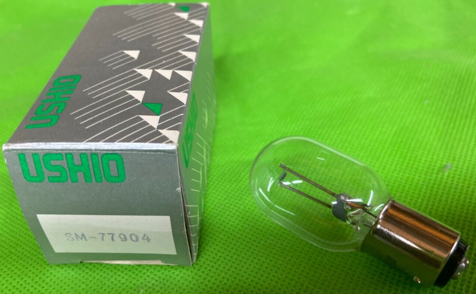 Ampoule De Remplacement USHIO SM-77458 - 30W, 115V - Pour Vos Appareils Nécessitant Cette Référence