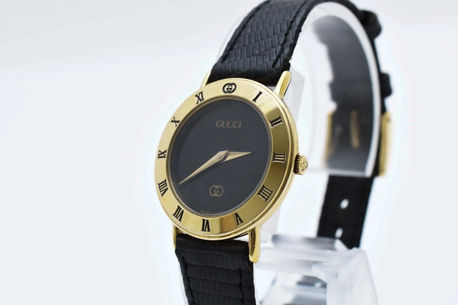 [Vintage] Montre à quartz femme GUCCI 3000L cadran noir or 26 mm du JAPON