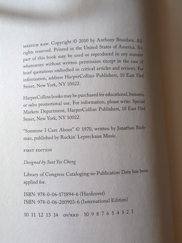 MEDIUM RAW by ANTHONY BOURDAIN HCDJ FIRST EDITION / FIRST PRINT EC - Picture 8 of 8