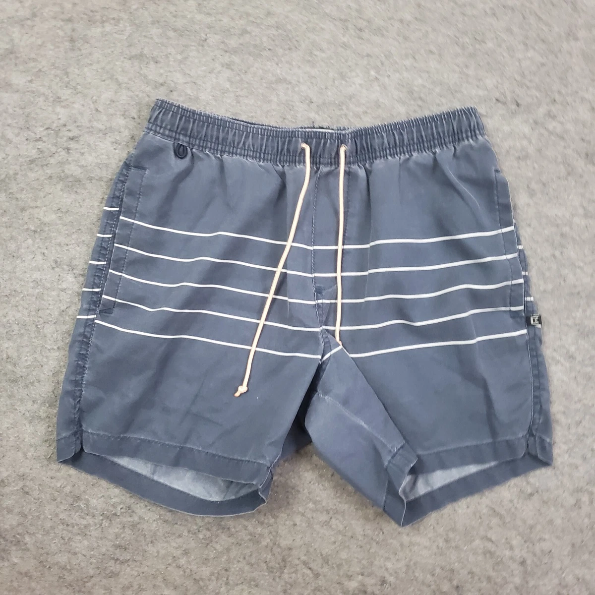 Cotton shop on boardshorts