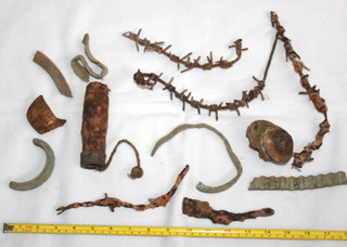 MIXED WWI SOMME BATTLEFIELD RELICS GERMAN WOODEN HANDLE & WIRE VARIOUS OTHERS