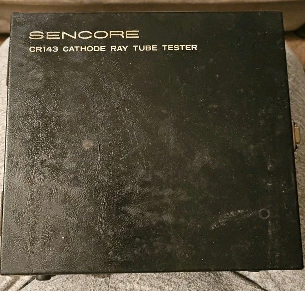 Probador de tubo de rayos catódicos Sencore CRT Champion CR 143 de colección Foto 2 de 4