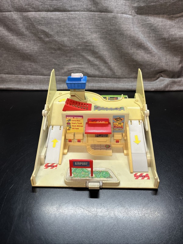 1989 VINTAGE MICRO MACHINES SECRET AUTO SUPPLIES SUPERCHARGED BATTERY PLAYSET C6