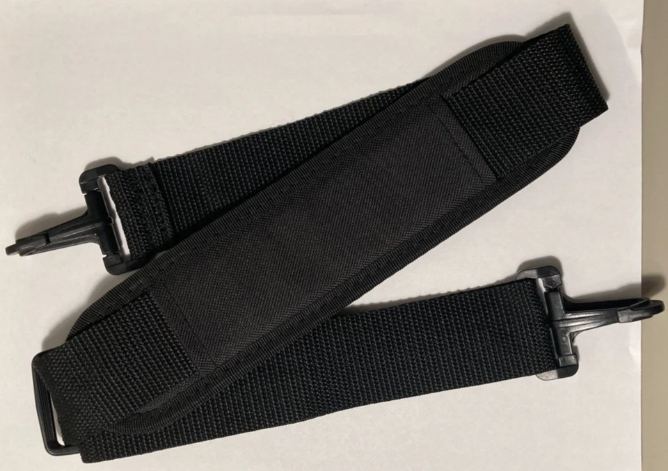 Case Logic 15.6" Bolso para Laptop con Correa Mensajero Acolchado Negro Nylon NUEVO Foto 4 de 4