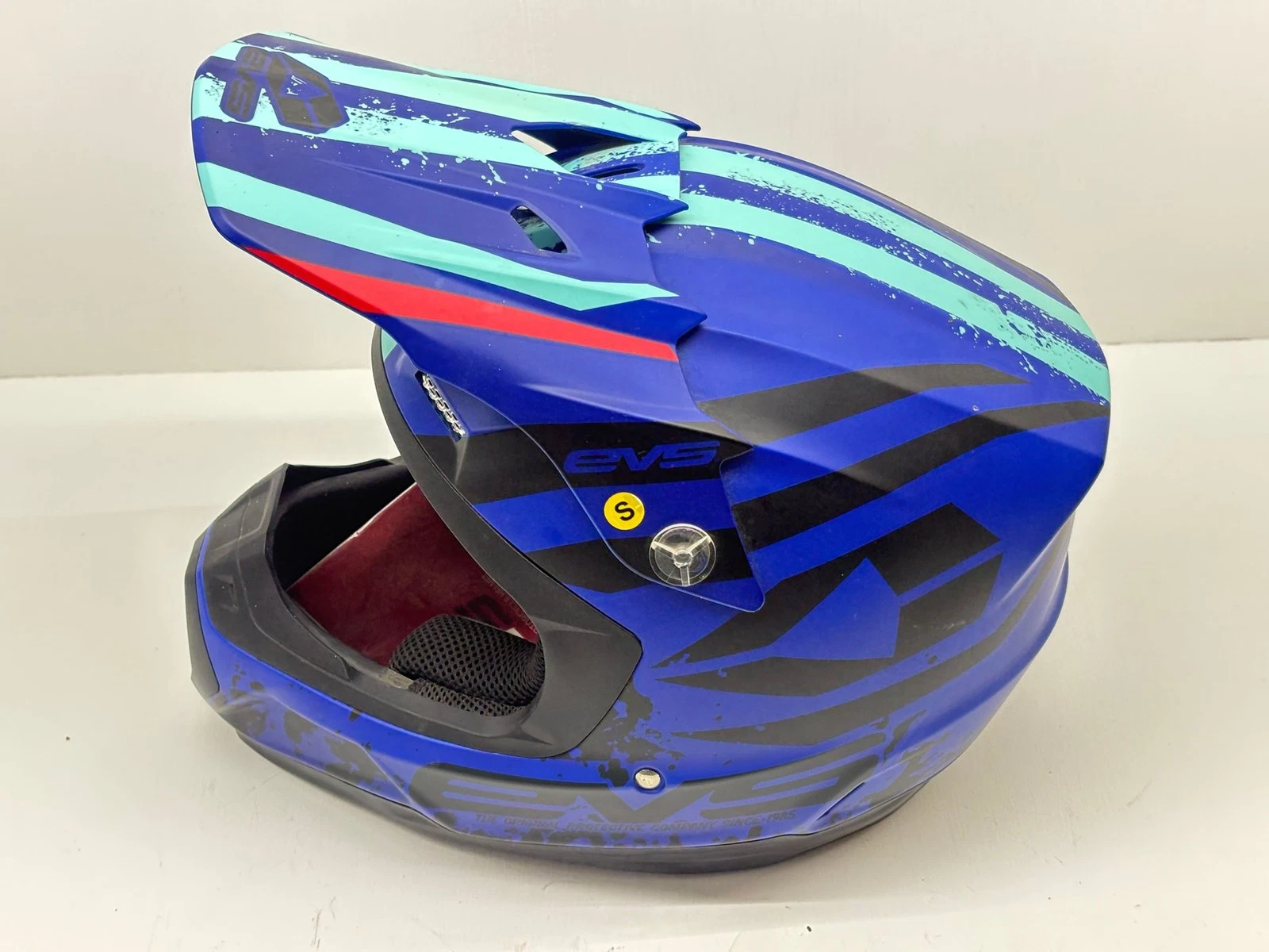New EVS Men's Helmet Small Black Blue S Riding Head Protection Gear Motocross MX