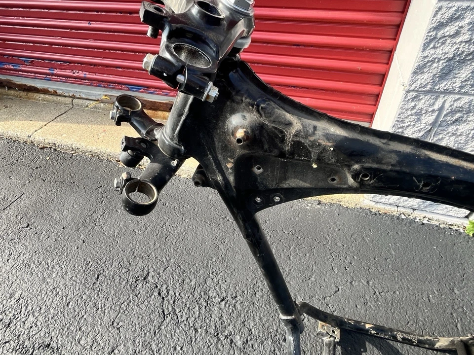 Cuadro de motocicleta Honda CB360 E 1974 74-76 OEM con cadena, brazo oscilante triple árbol Foto 3 de 4