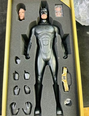 Hot Toys Batman Begins Christian Bale 1/4 Scale Action Figure