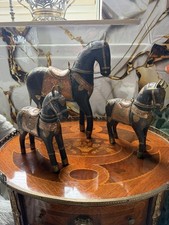 Cavalli antichi in legno 3 pezzi