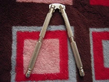 NOS VINTAGE 80'S ORNATE KNURLED SILVER TONE W 3/8" X 5" STEEL HANDLE NUTCRACKER