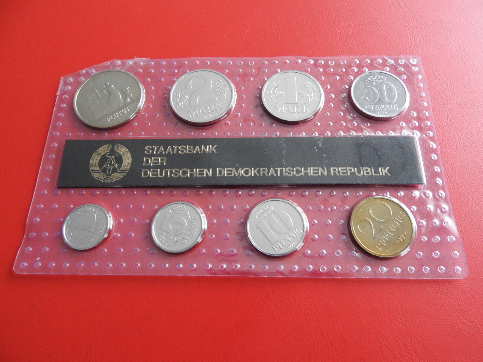 DDR KMS 1990 * Blister * 1 Pfennig-2 Mark +Medaille *Plutus (Ki.6)