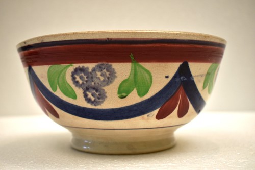 Vintage Hand Painted Spongeware Bowl Berries Blue Green Red Floral 6.5x3.5" Old - Picture 6 of 13