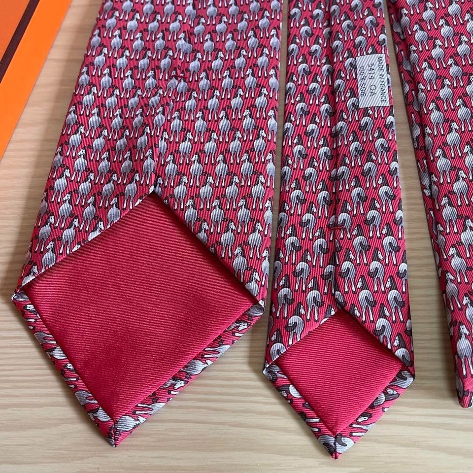 Cravate Ancienne HERMÈS Paris En Soie, Motif Cheval Bleu - Vintage, Très Bon état, Collector !