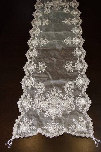 White Handmade Beaded Pearl Sheer Victorian Wedding Decor Table Runner Placemats - Picture 10 of 11