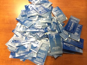 HydroPeptide-Eye-Authority-For-Dark-Circles-Samples-20-counts-20ml
