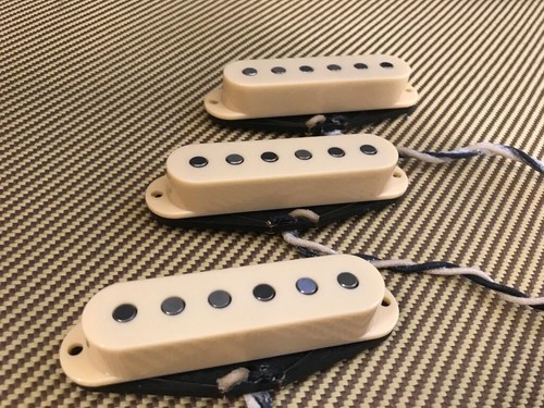 Strat Pickups Deluxe set 1965 di Tone Specific. Adatto per Fender Stratocaster. - Foto 2 di 2