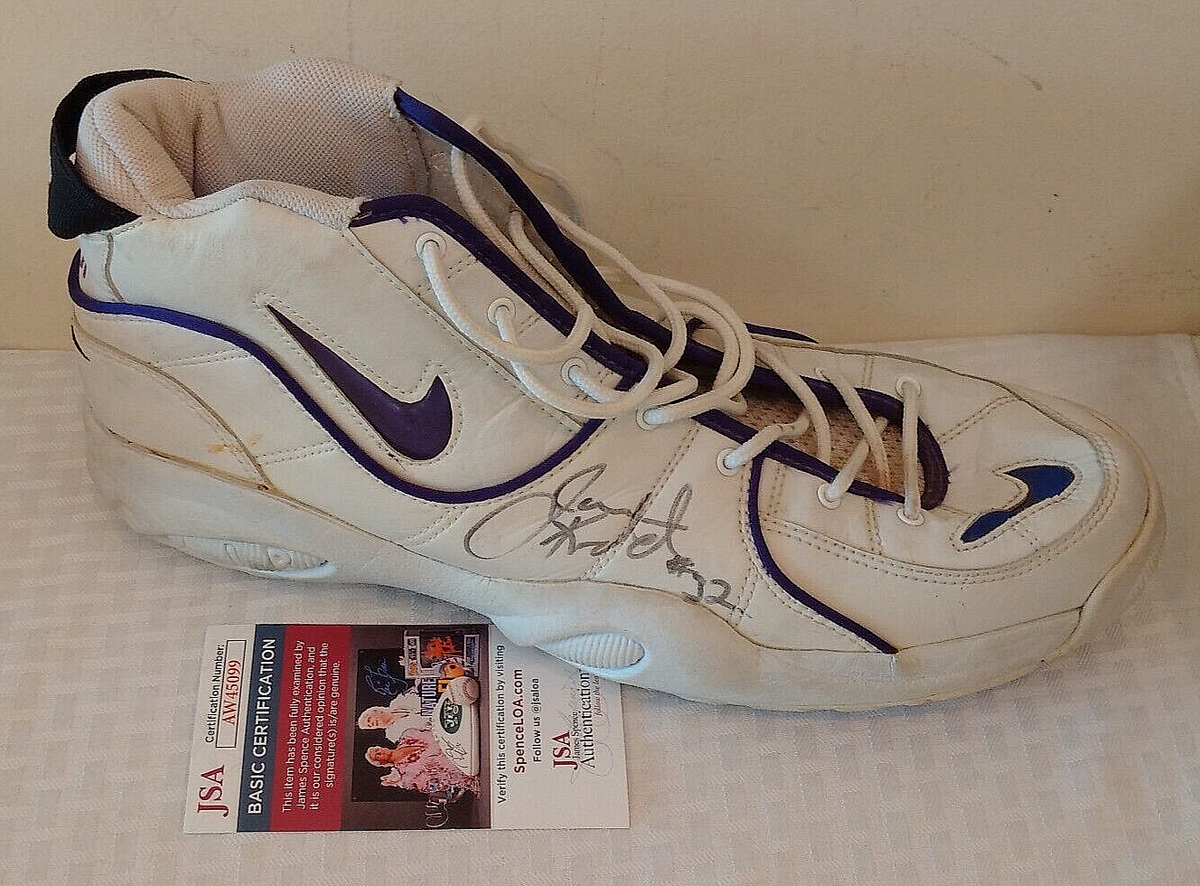 JASON KIDD Autographed Signed NBA Basketbal GAME USED Nike Shoe