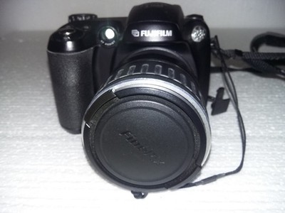 Fuji Finepix  S 5600 Digitalkamera gebraucht ohne XD-Karte