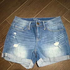 Time and Tru Women's Mid-Rise Blue Denim Shorts Cuffed Stretch 5-Pocket 4