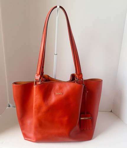Tod’s Flower Bag Leather Tote Burnt Orange Made in Italy Dust Bag