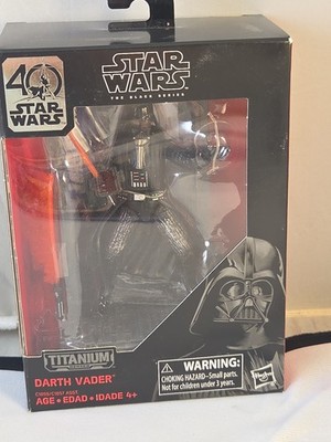 STAR WARS Hasbro The Black Series 40th Anniversary Titanium Series Darth Vader