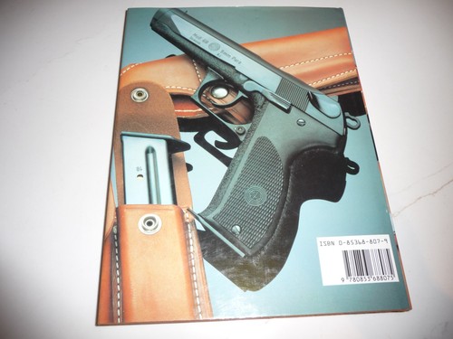 MILITARY PISTOLS & REVOLVERS - Ian V. Hogg - HC DJ 1987 - FREE SHIPPING - Picture 2 of 7