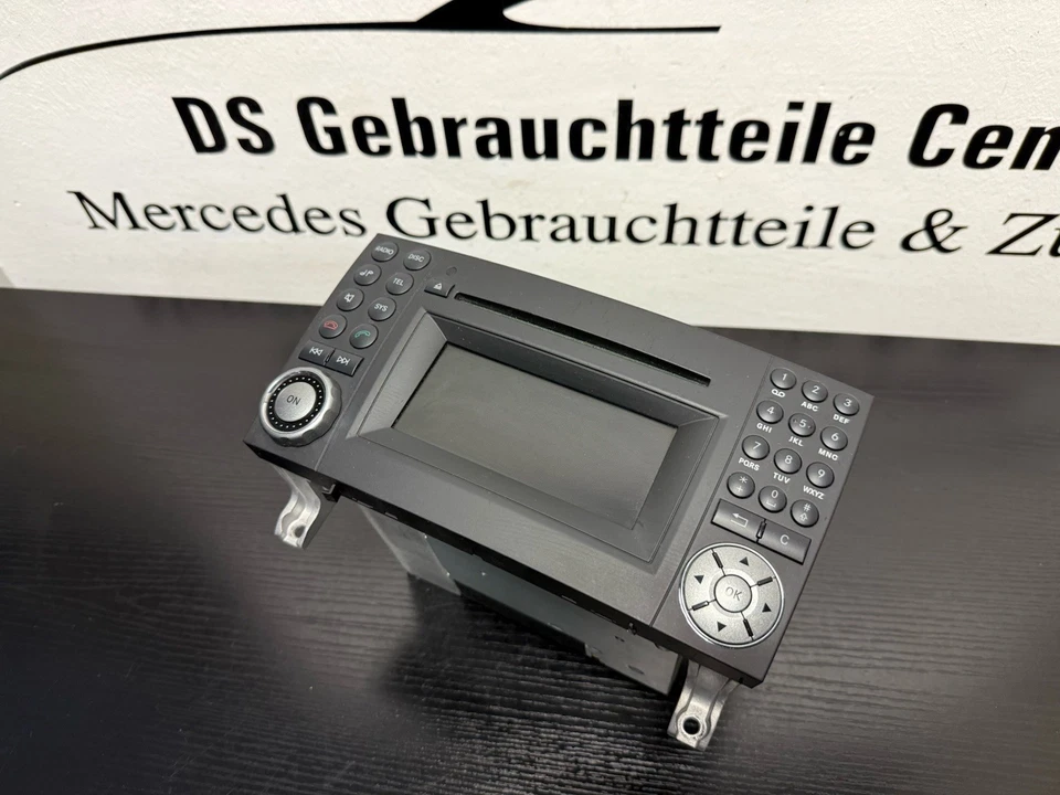 Orig. Mercedes SLK R171 Mopf Bediengerät Radio Audio 20 A1718704294 - Bild 3 von 4