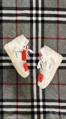 Sneaker Off-White Off-Court 3.0