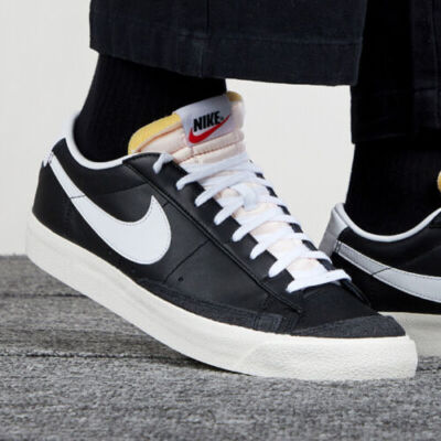 Nike Blazer Low '77 VNTG Black Sail White DA6364-001 sz 8.5