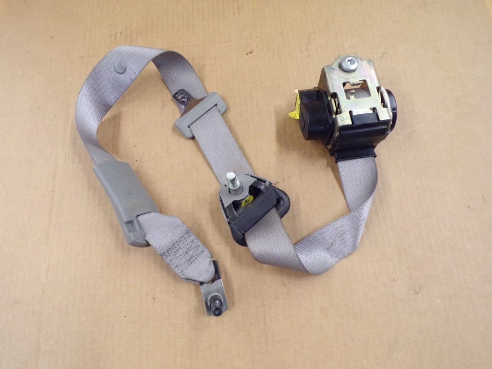 2005 Saturn реле натяжитель ремня безопасности (пропуск. 2-й ряд) 2005-2007 uplander - Изображение 2 из 2