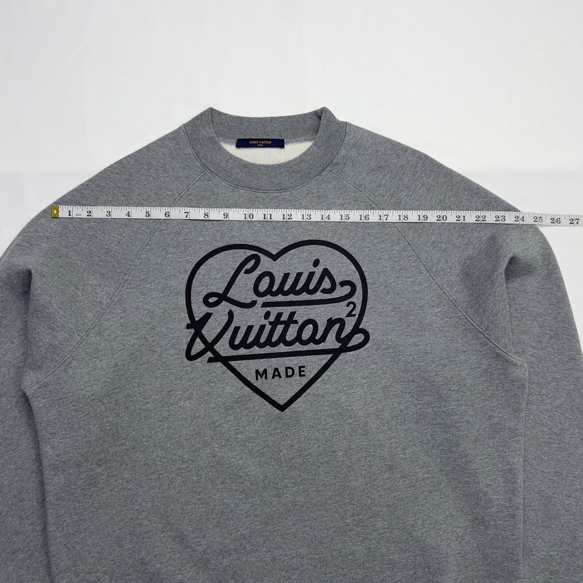 【LV×NIGOコラボ】Louis Vitton プリントシグネチャー フーディ Louis Vuitton Nigo Black Logo Zip Up Windbreaker – Savonches
